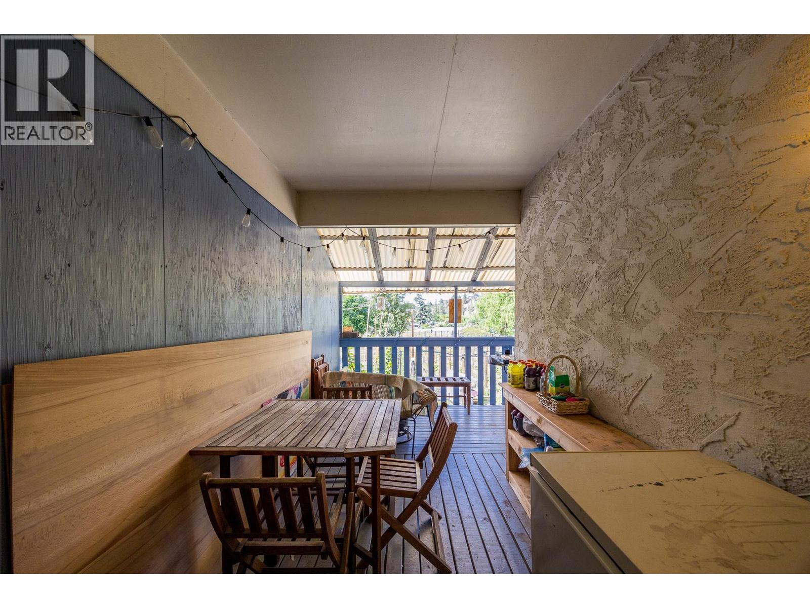 Picture for 750 McClure  Road https://www.cirrealty.ca/reb/bc/1/10366731_19.jpg