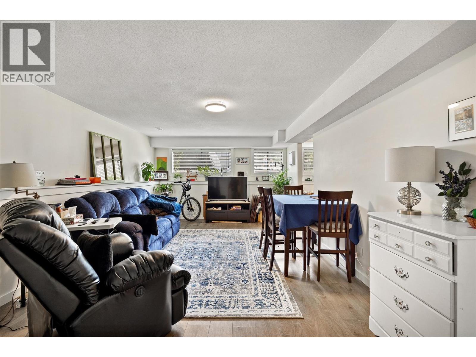 Picture for 750 McClure  Road https://www.cirrealty.ca/reb/bc/1/10366731_25.jpg