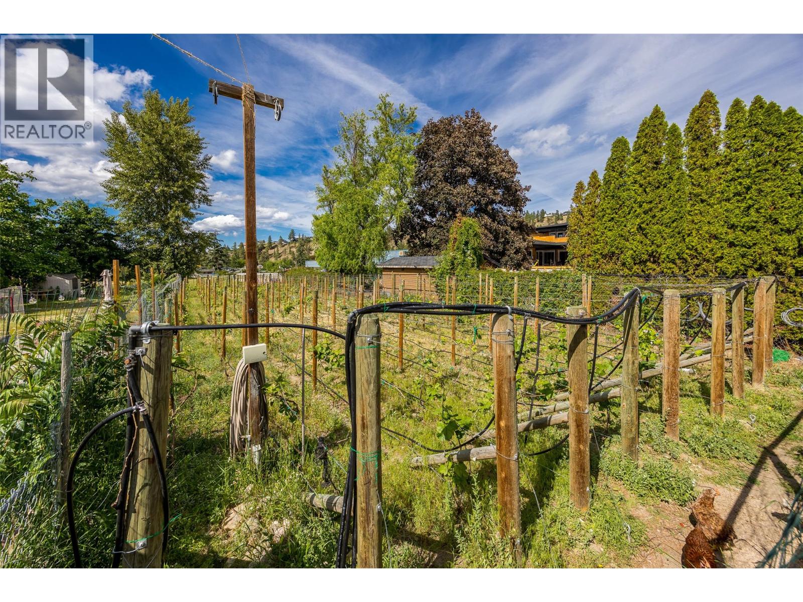 Picture for 750 McClure  Road https://www.cirrealty.ca/reb/bc/1/10366731_39.jpg