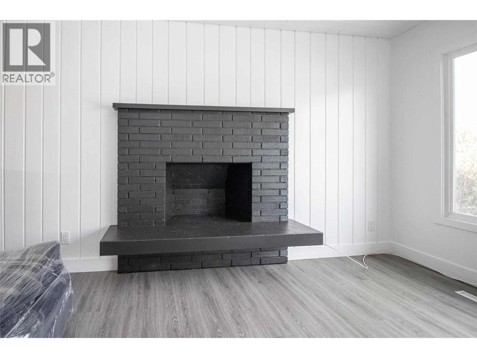 Picture for 1352 Alder  Court