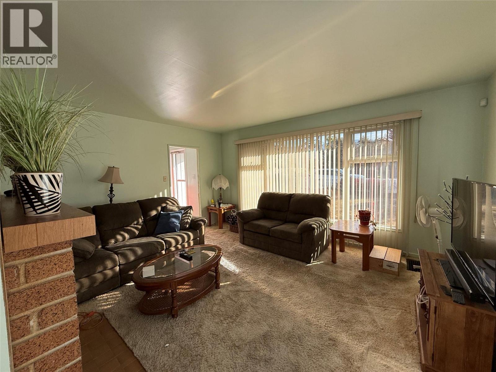 Picture for 983 Fairview  Road