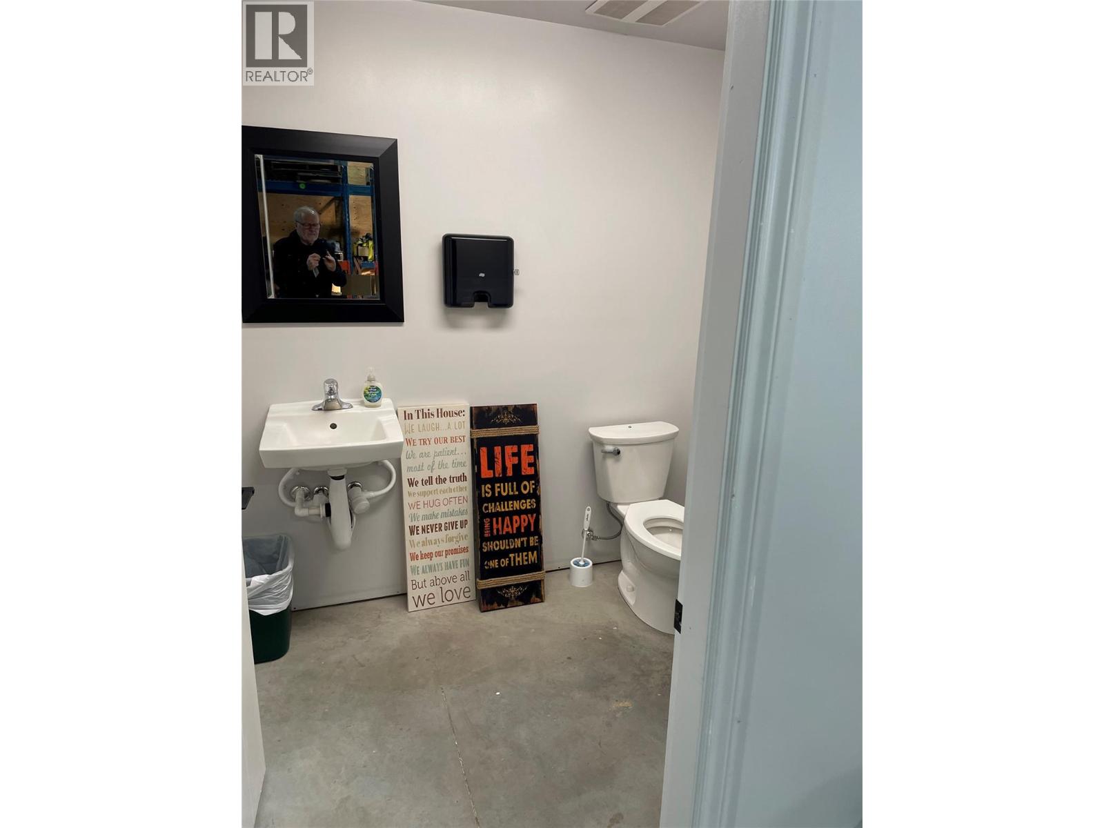 Picture for Unit #104, 2521 JULIANN  Road