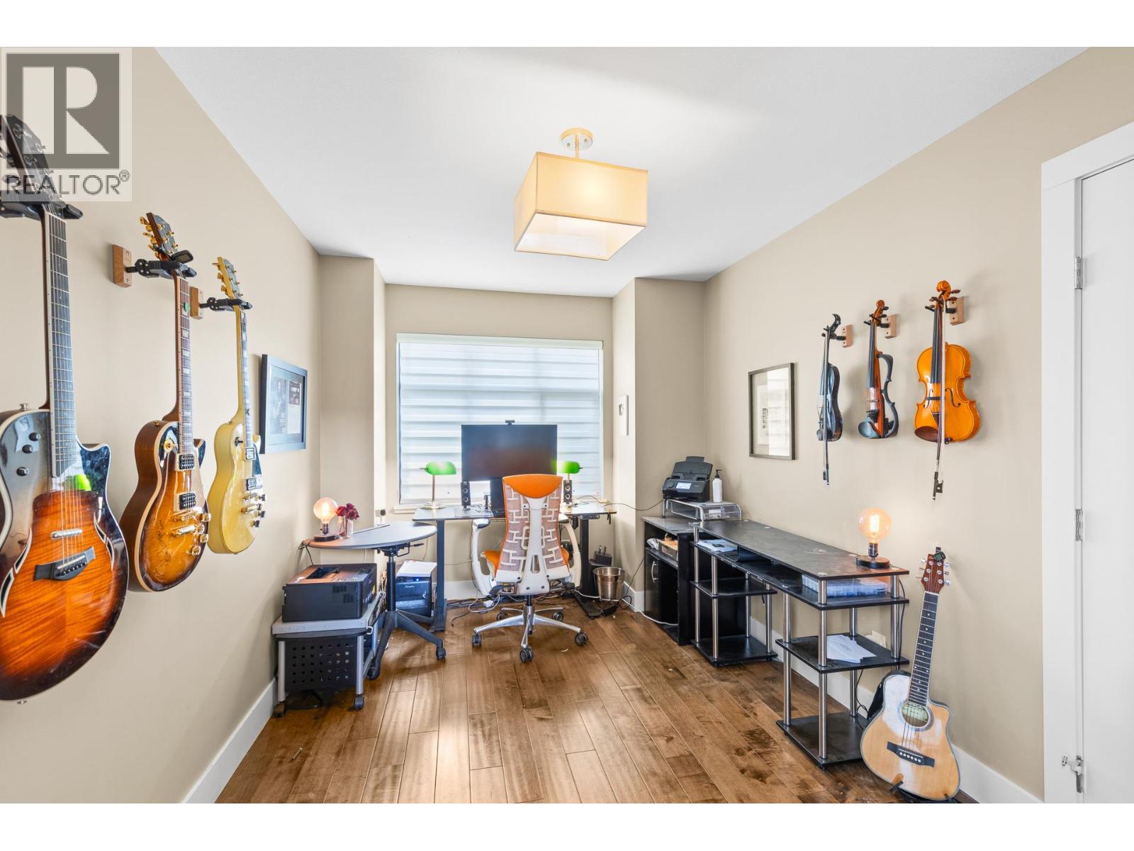 Picture for Unit #19, 570 Sarsons  Road