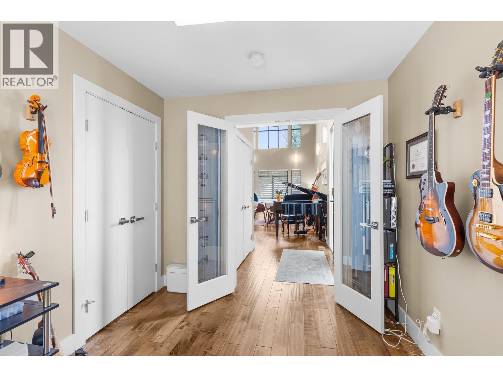 Picture for Unit #19, 570 Sarsons  Road