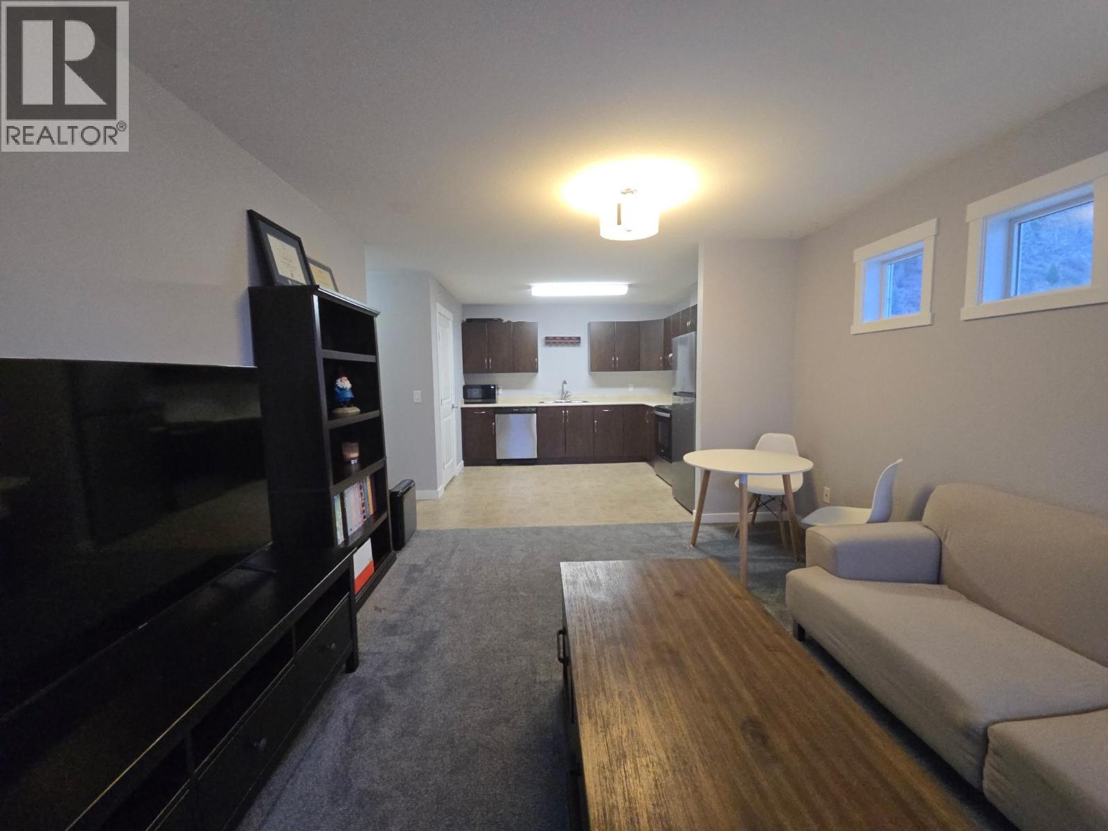 Picture for Unit #308, 1479 Glenmore  RoadN