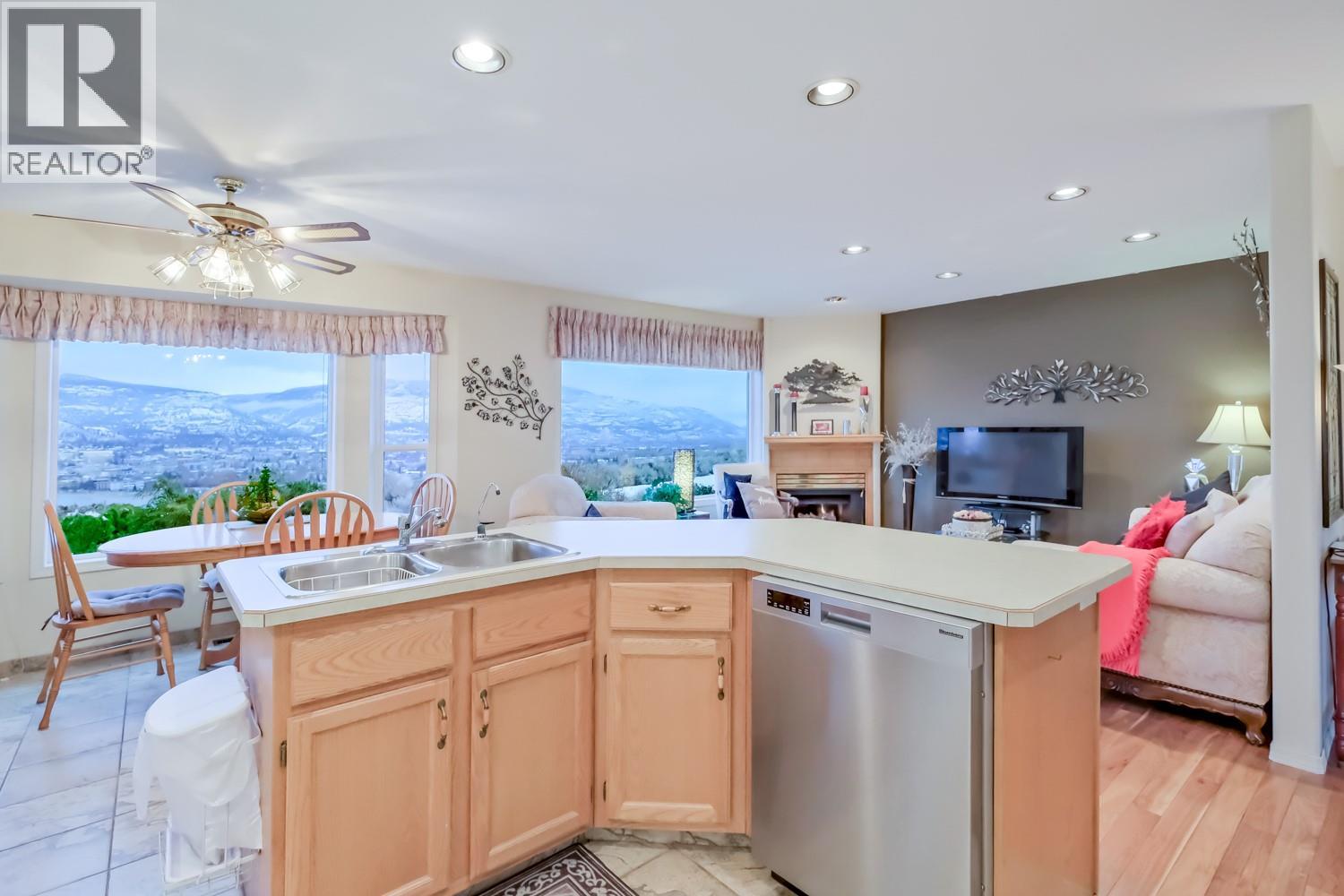 Picture for 459 Ridge  Place