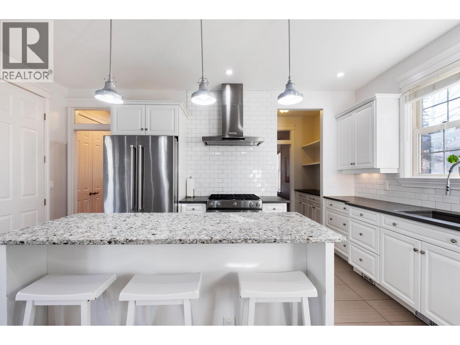 Picture for 434 Providence  Avenue