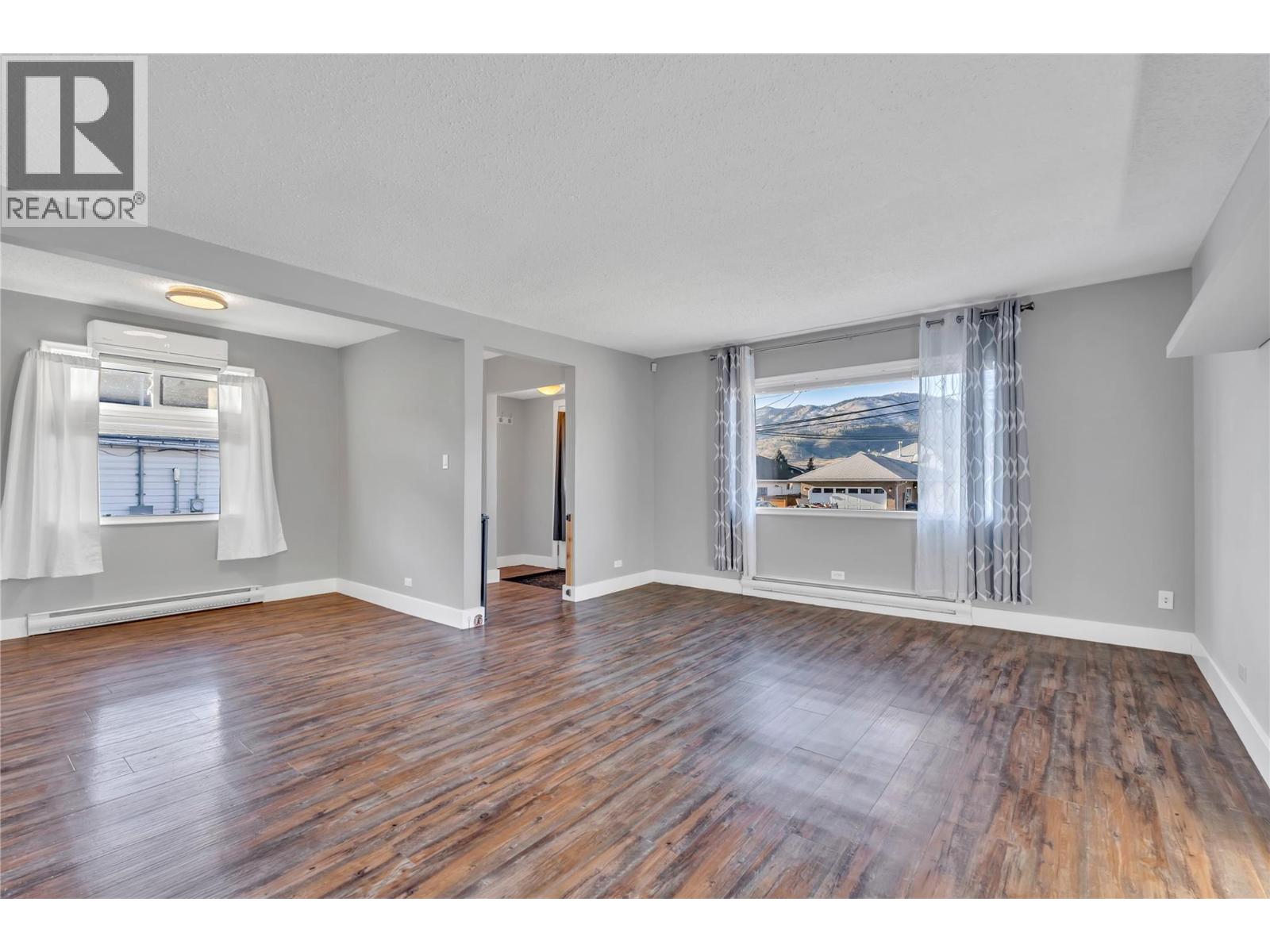 Picture for 1752 Fairford  Drive