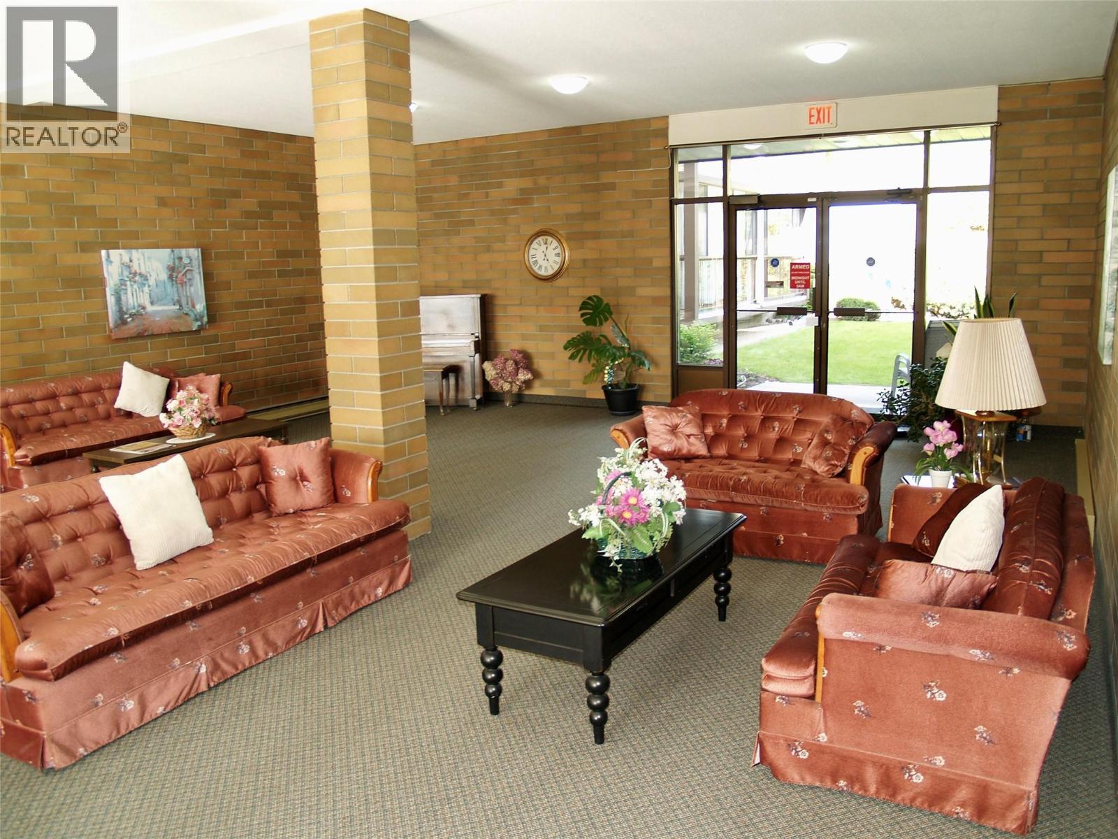 Picture for Unit #121, 489 Highway 33 W