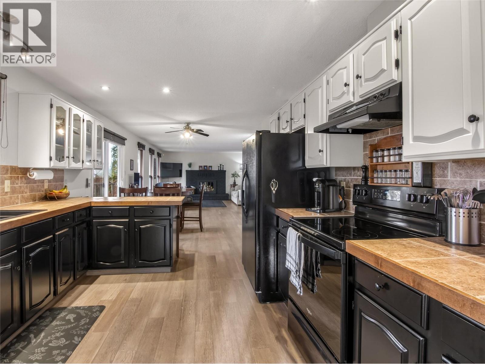 Picture for 130 Laurel  Place