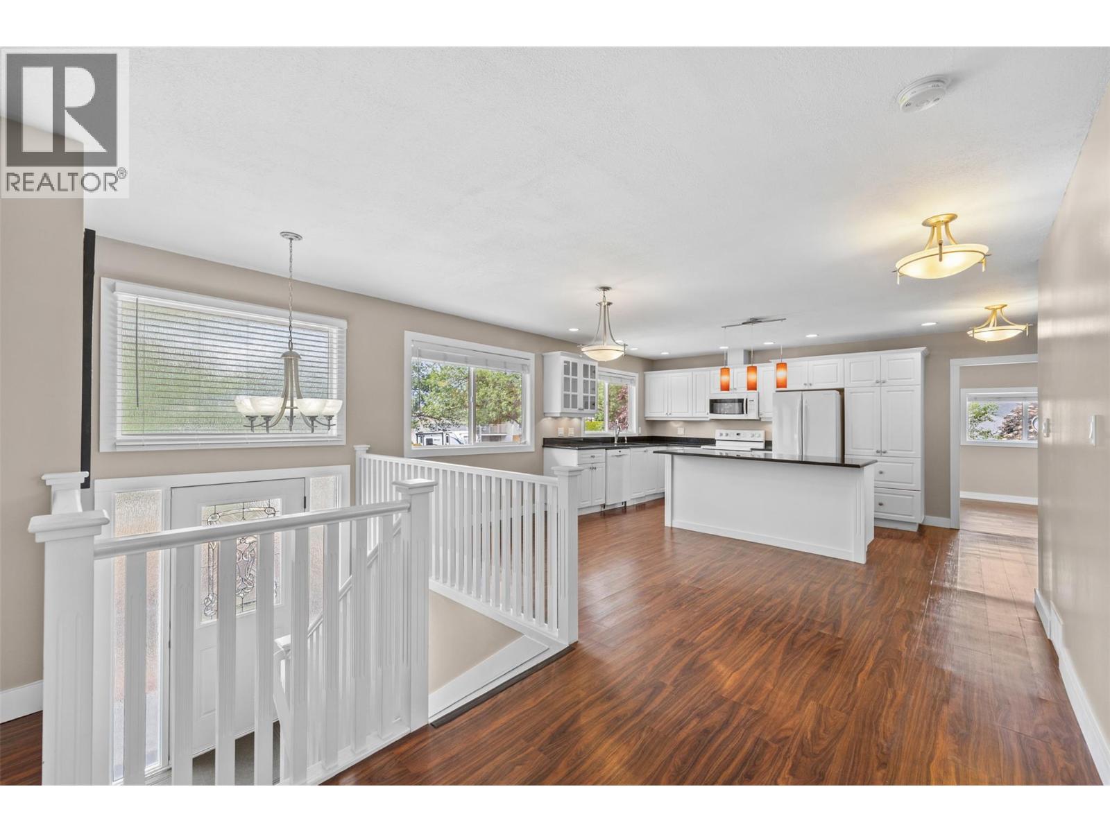 Picture for 645 Mark  Road