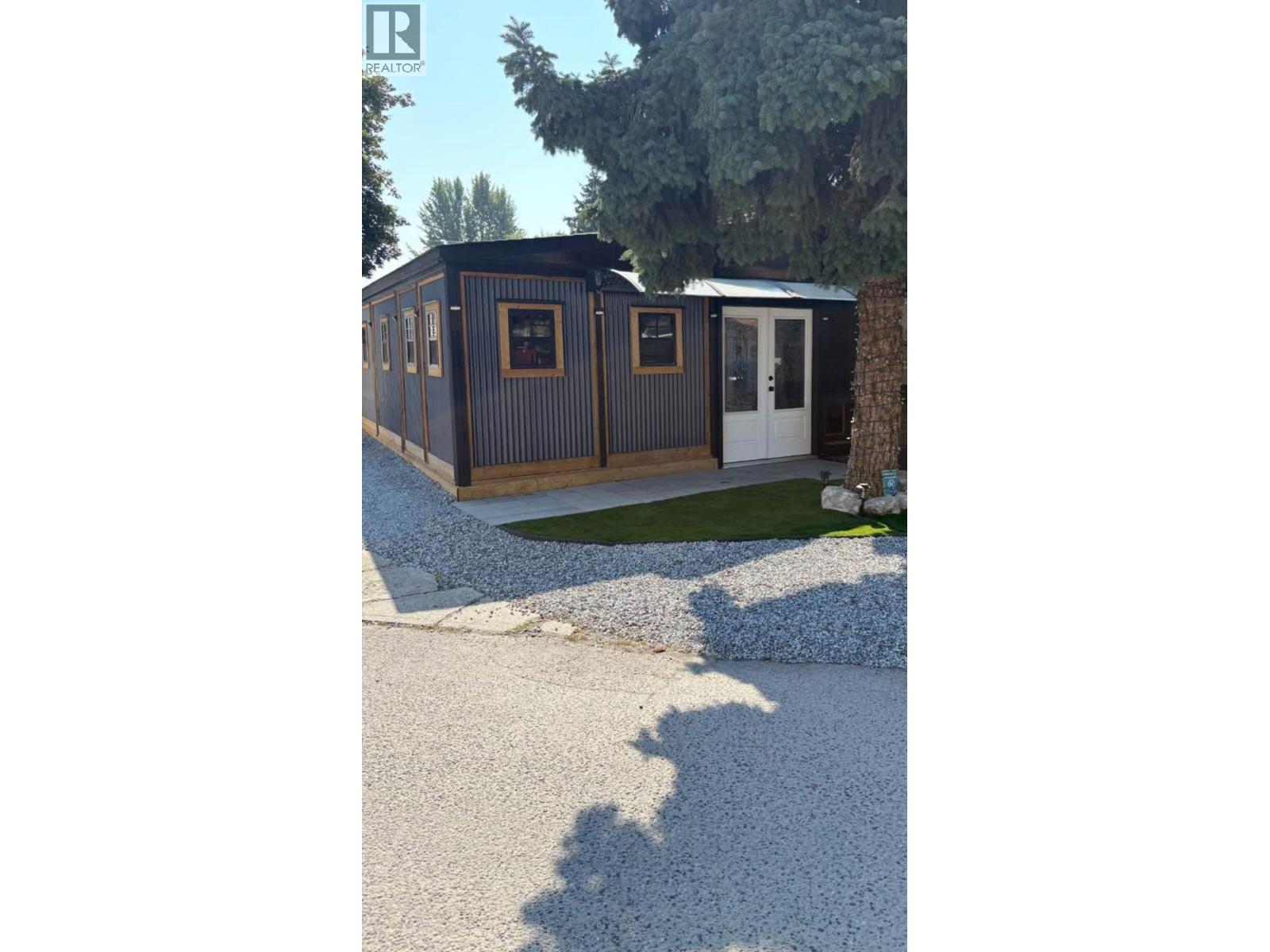 Picture for Unit #713, 415 Commonwealth  Road