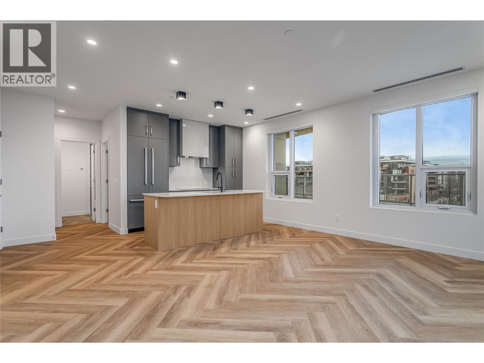 Picture for Unit #409, 3340 Lakeshore  Road