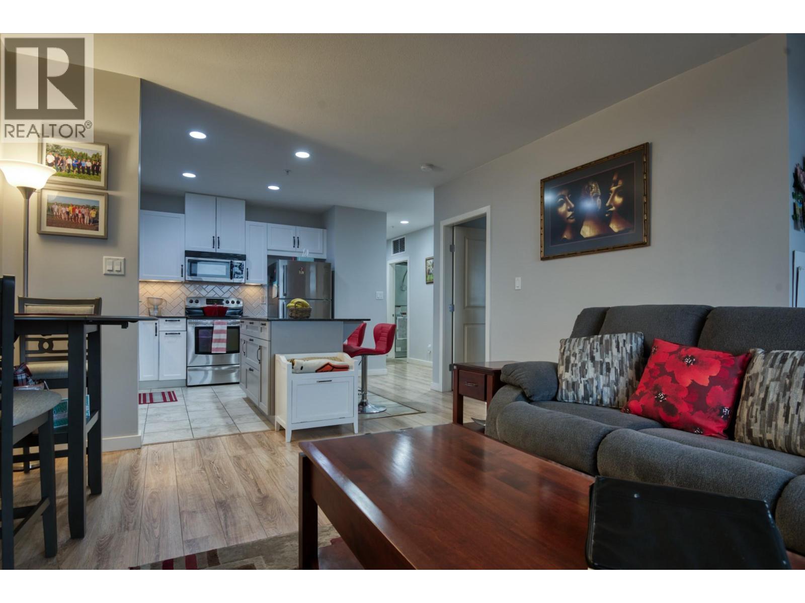 Picture for Unit #608, 3301 Skaha Lake  Road