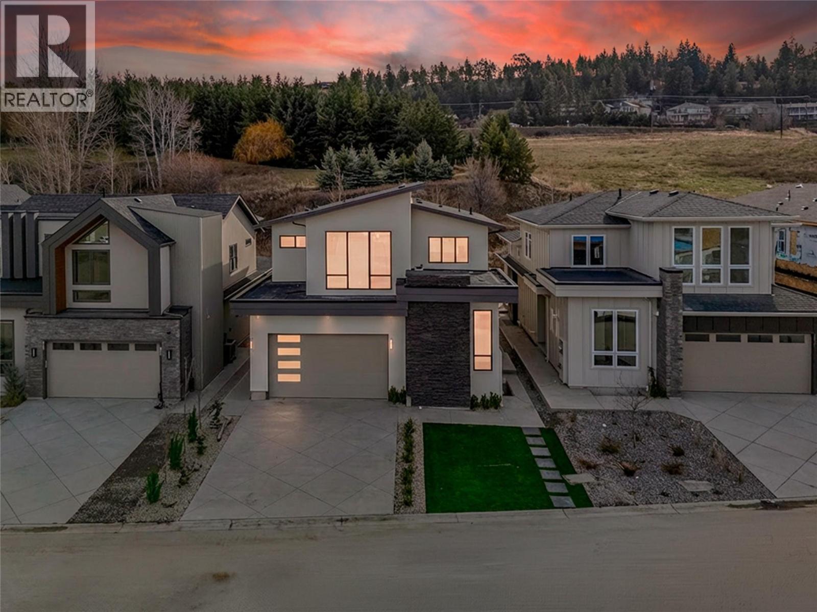 Picture for 1008 Bull  Crescent