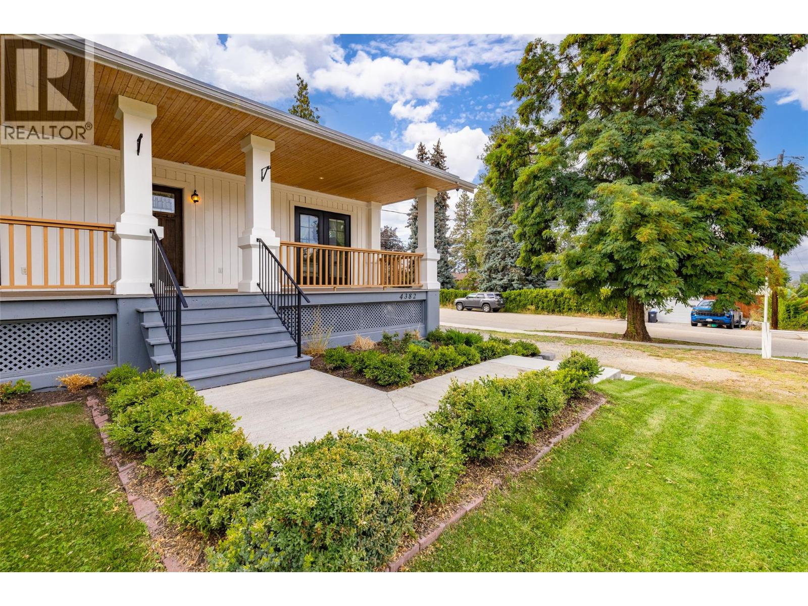 Picture for 4382 GORDON  Drive