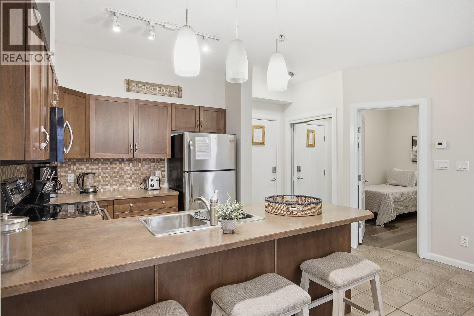 Picture for Unit #454, 654 Cook  Road