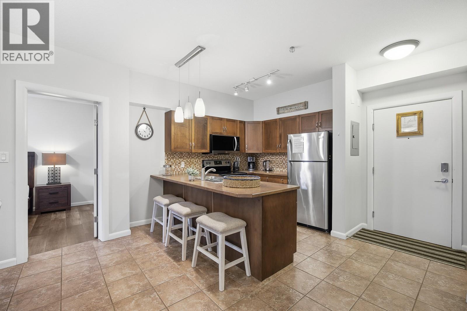 Picture for Unit #454, 654 Cook  Road