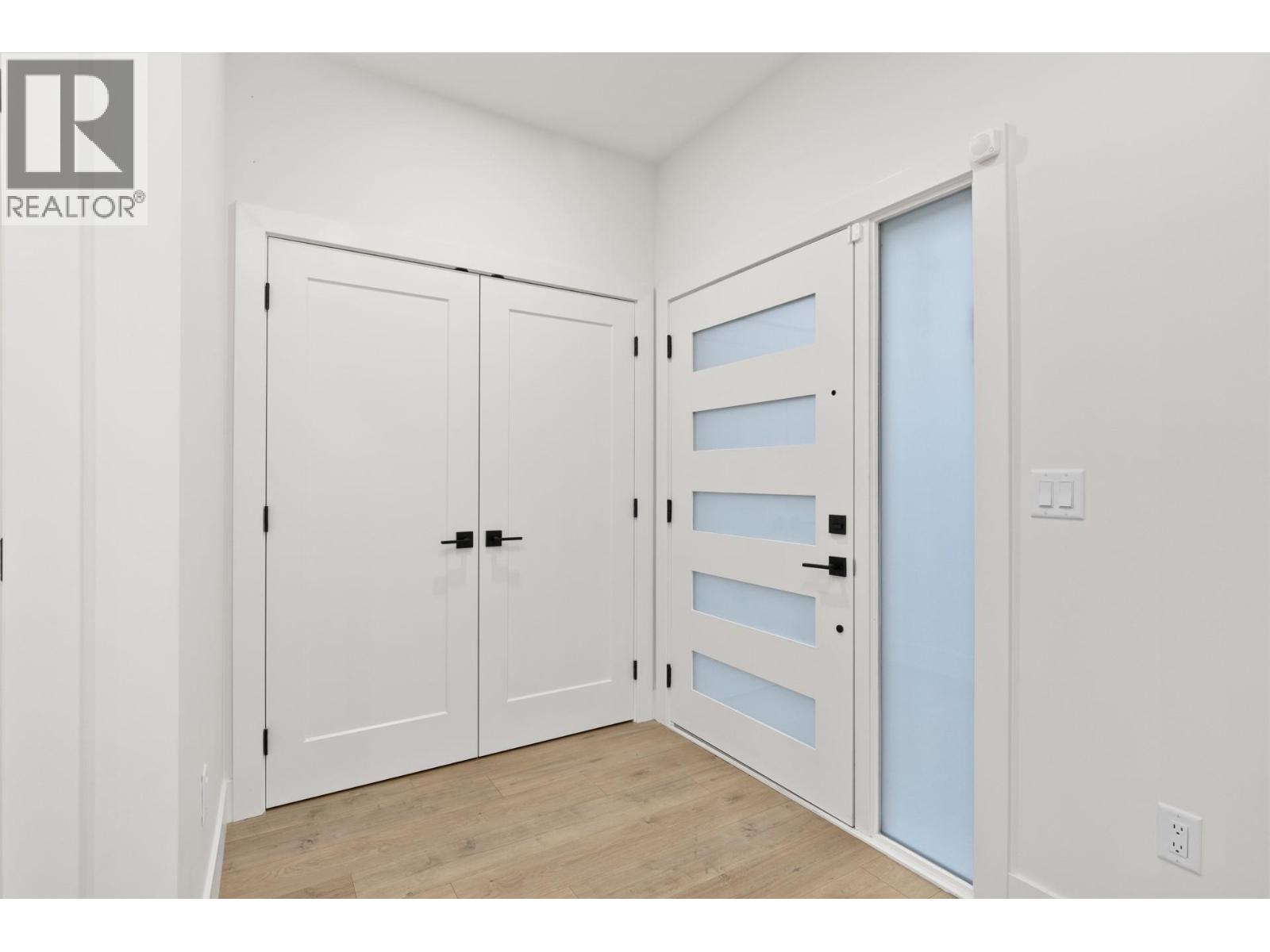 Picture for Unit #2, 781 Raymer  Avenue