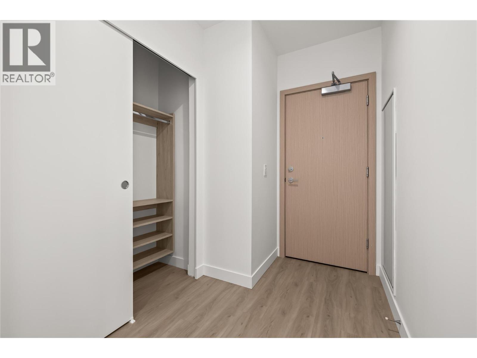 Picture for Unit #2107, 238 Leon  Avenue