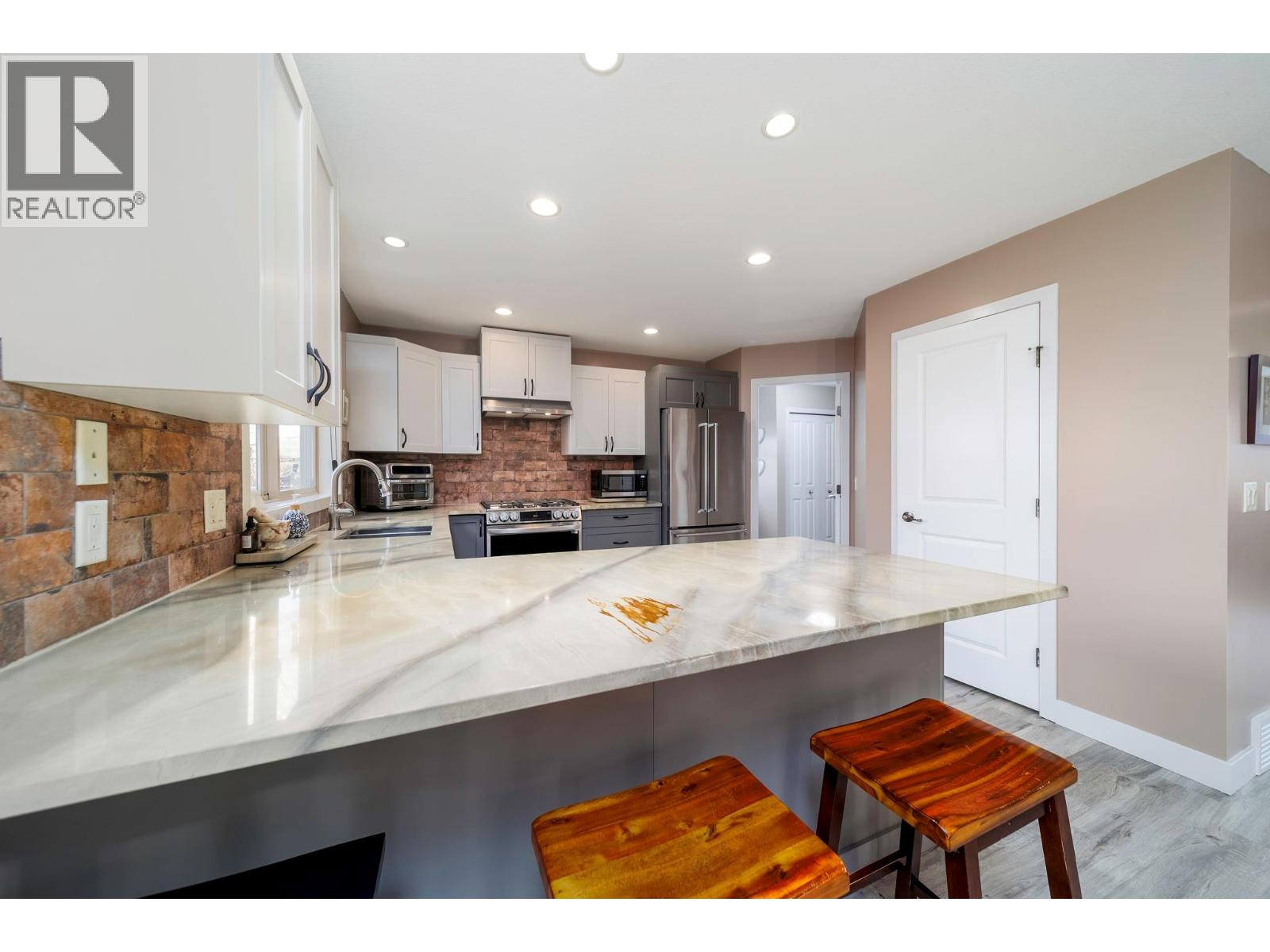 Picture for 860 Galbraith  Place