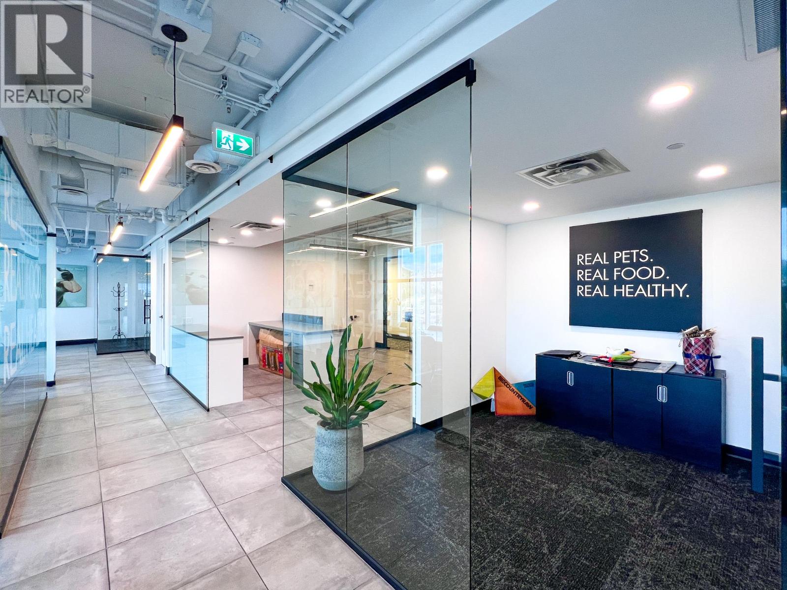 Picture for Unit #1010, 1700 Dickson  Avenue