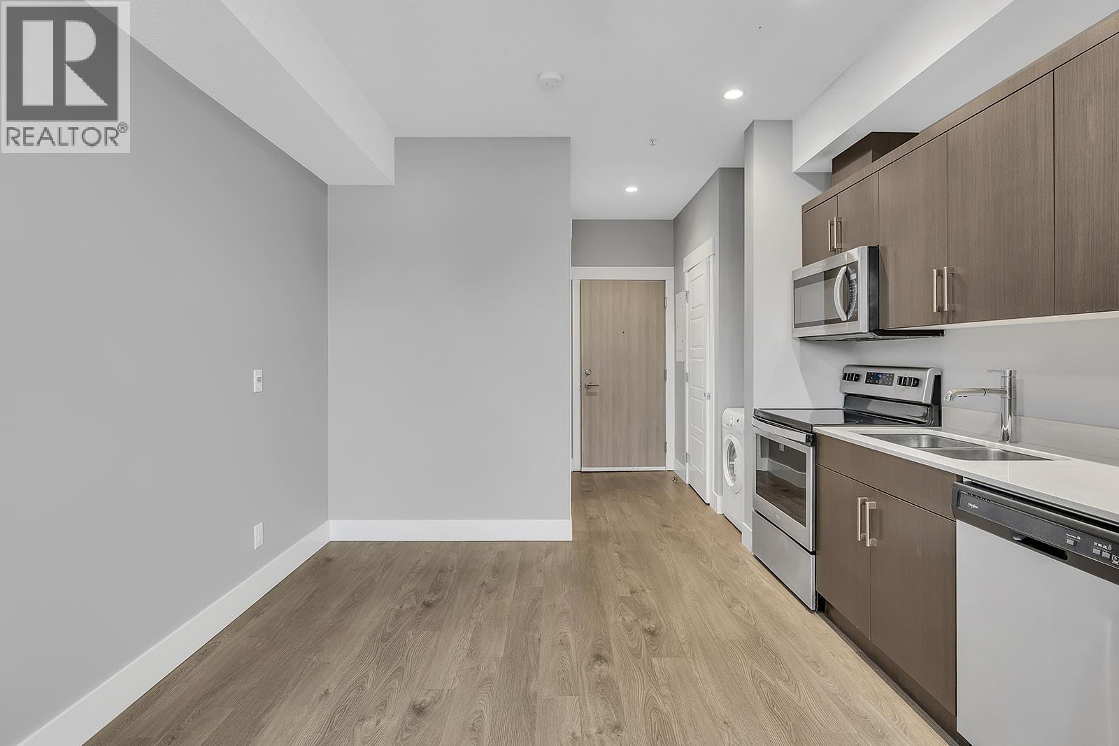 Picture for Unit #302, 925 Leon  Avenue