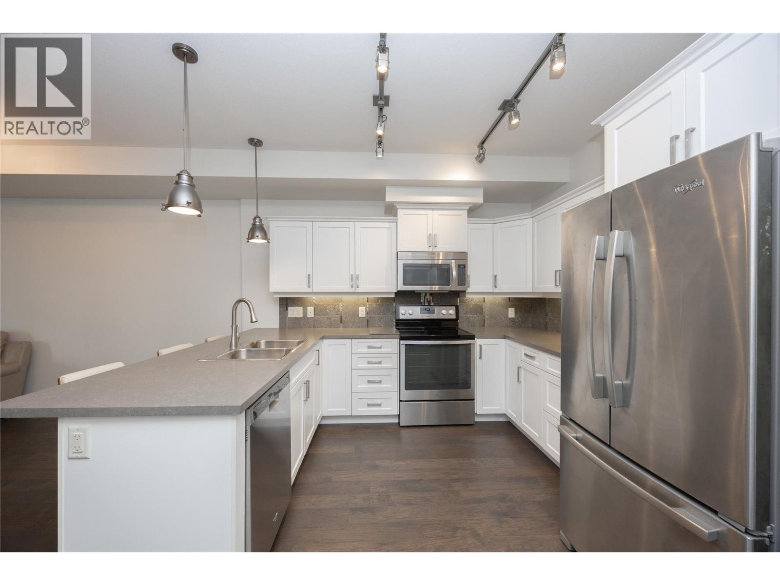 Picture for Unit #103, 3733 Casorso  Road