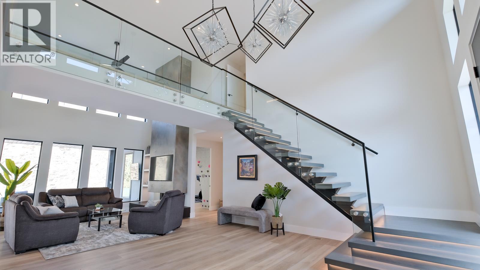 Picture for 740 Pinehaven  Court