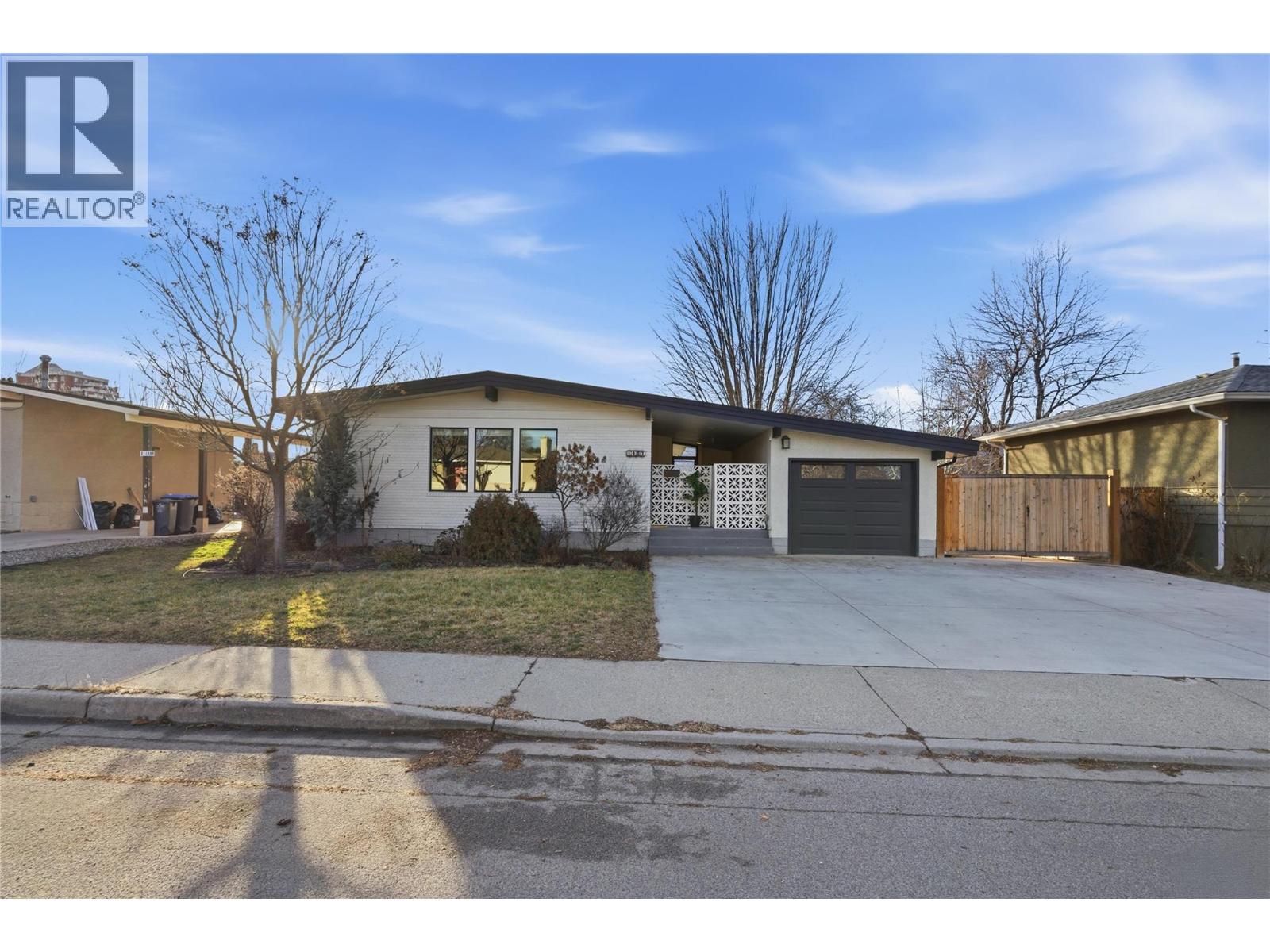 Picture for 1497 Lombardy  Square