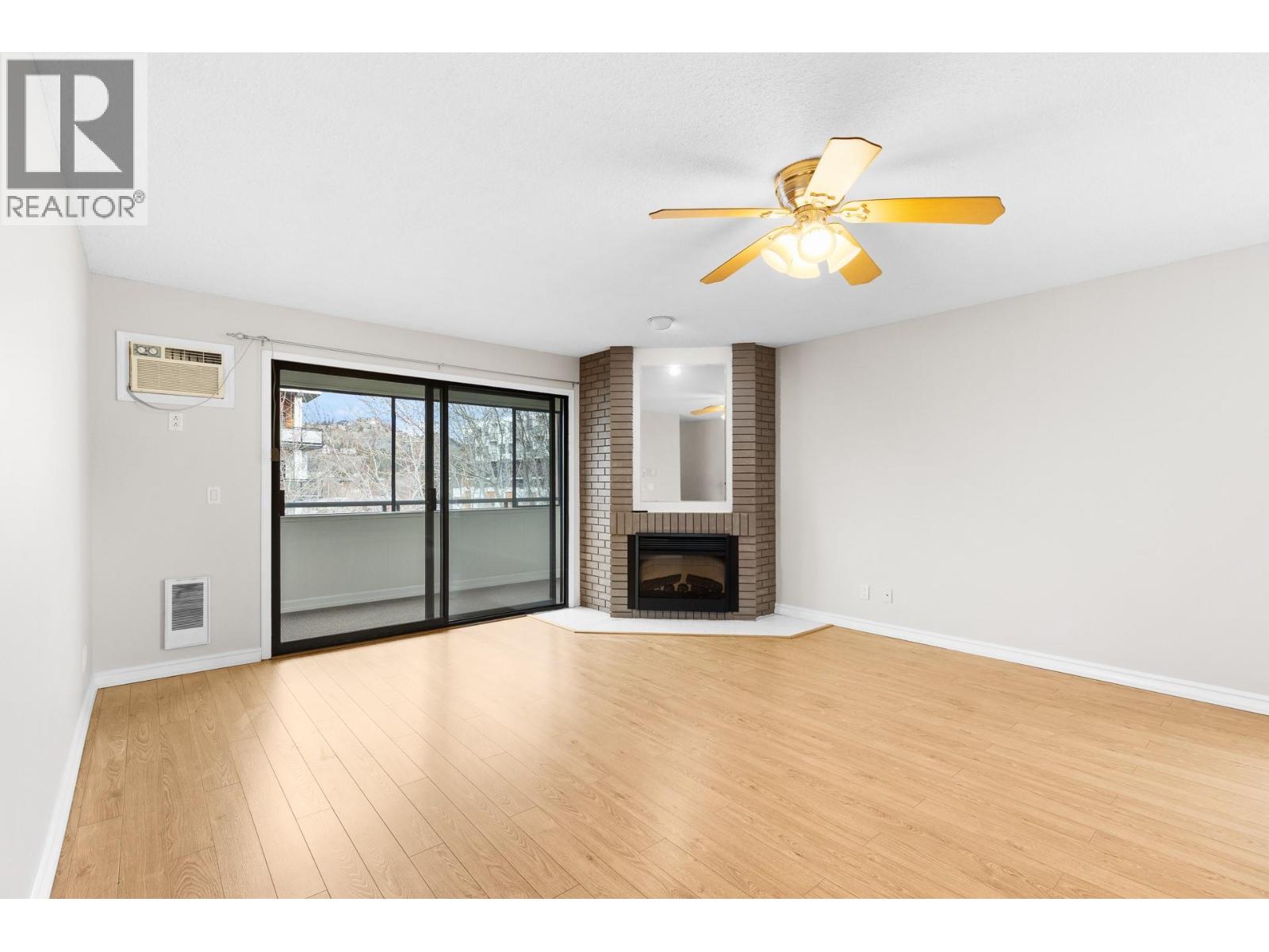 Picture for Unit #304, 1490B Gordon  Drive