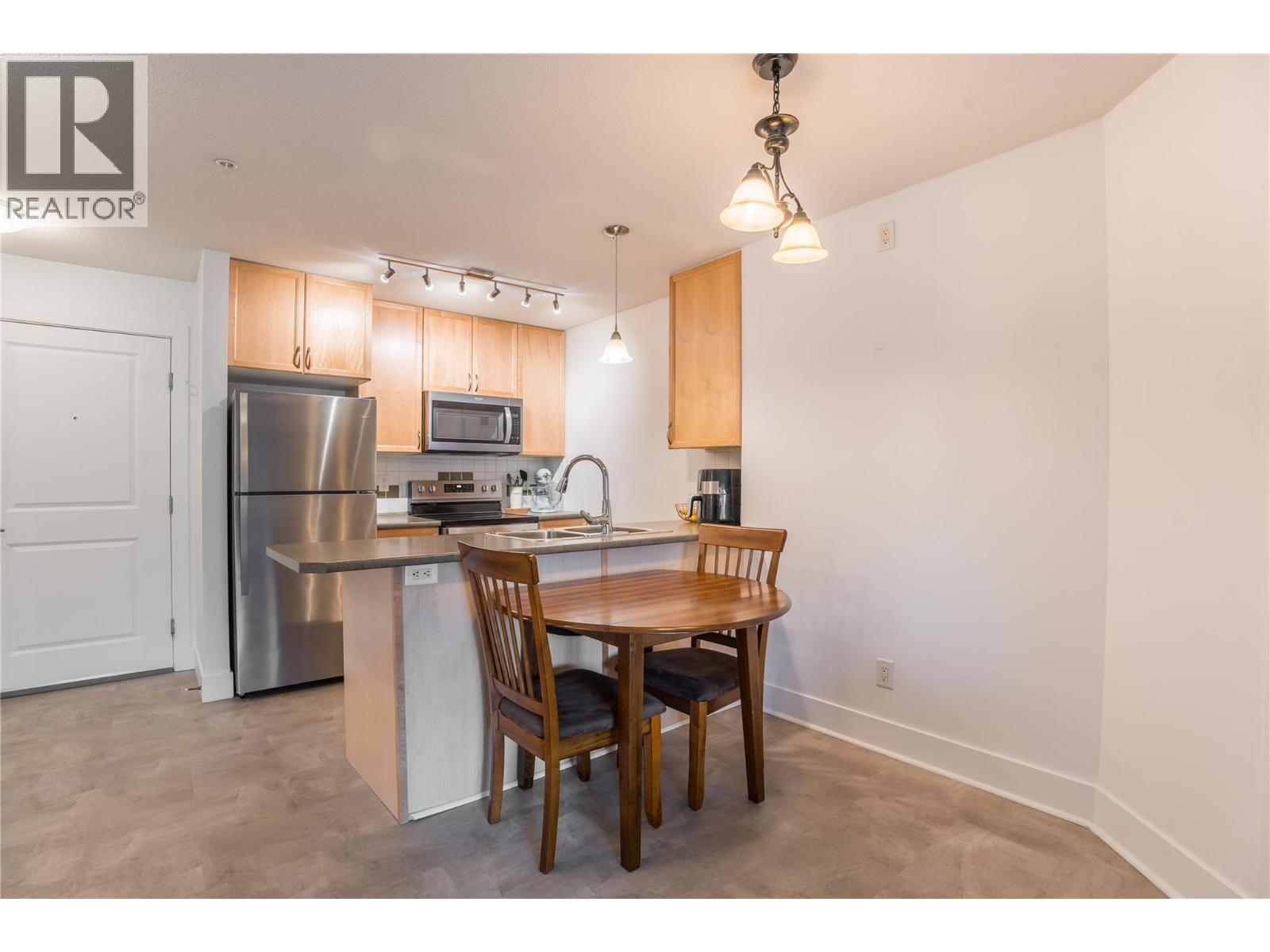 Picture for Unit #111, 256 HASTINGS  Avenue
