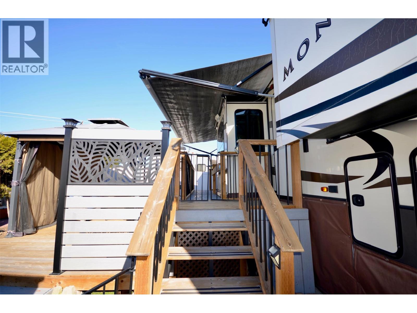 Picture for Unit #573, 415 Commonwealth  Road