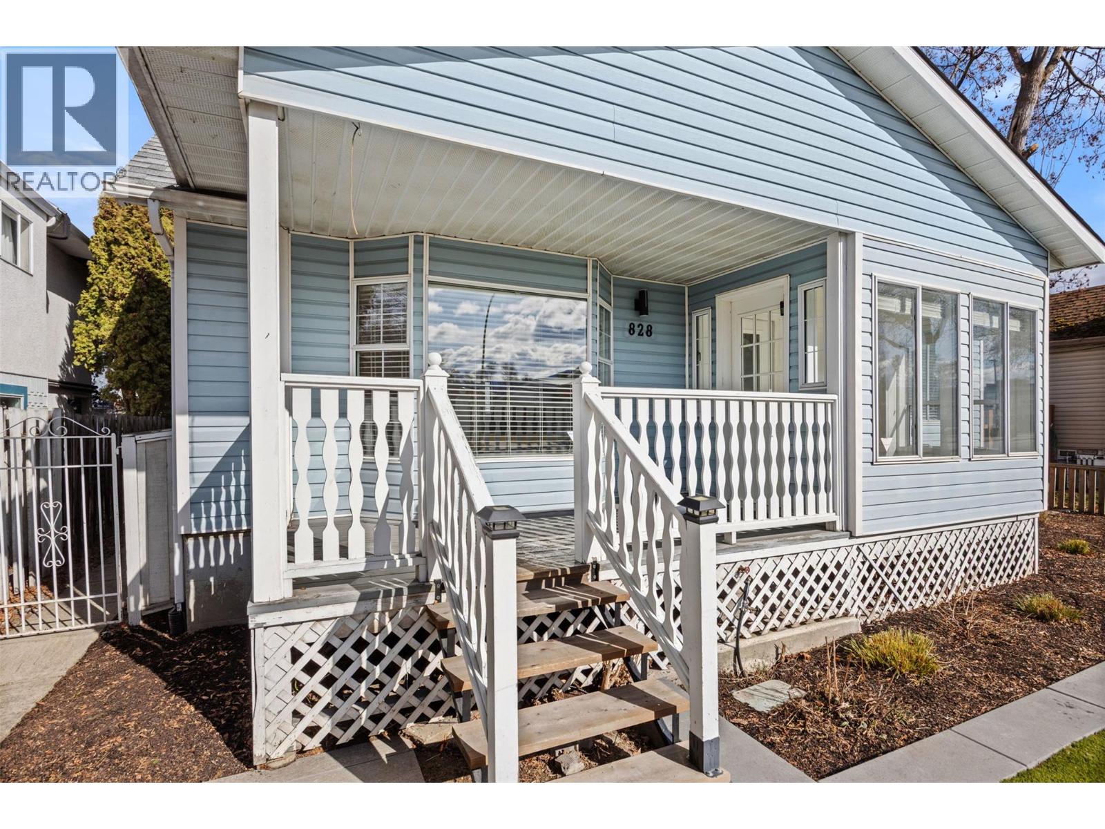 Picture for 828 Sutherland  Avenue