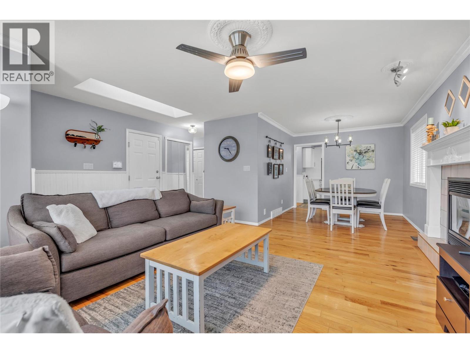 Picture for 119 Huth  Avenue