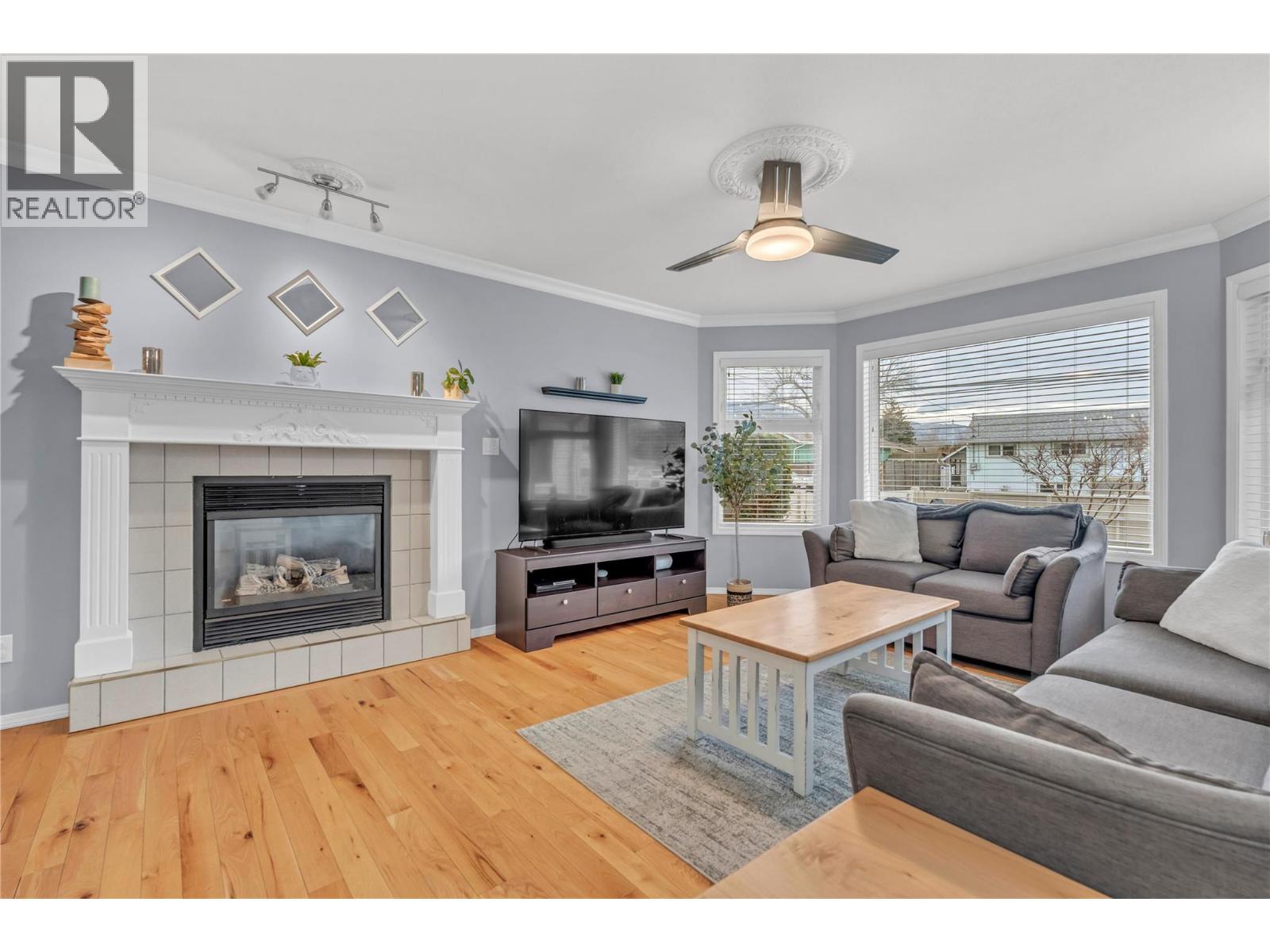 Picture for 119 Huth  Avenue