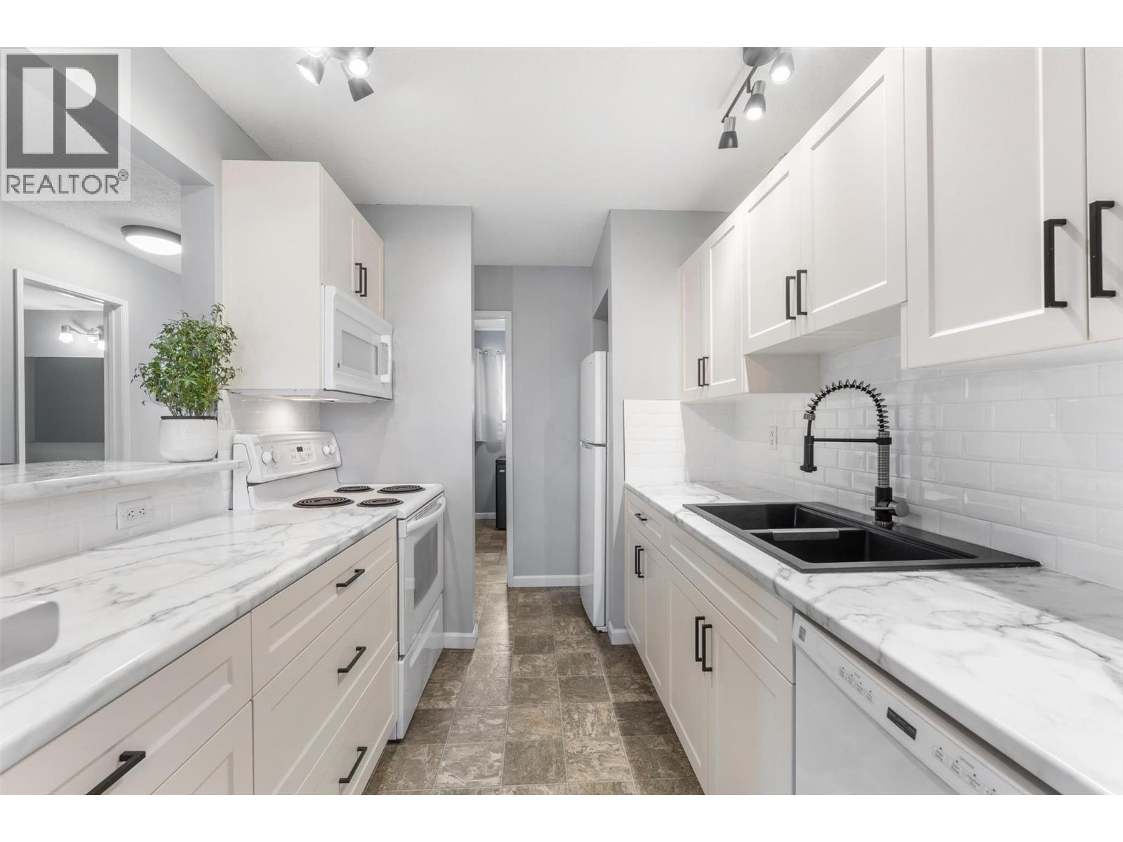 Picture for Unit #10, 217 Franklyn  Road