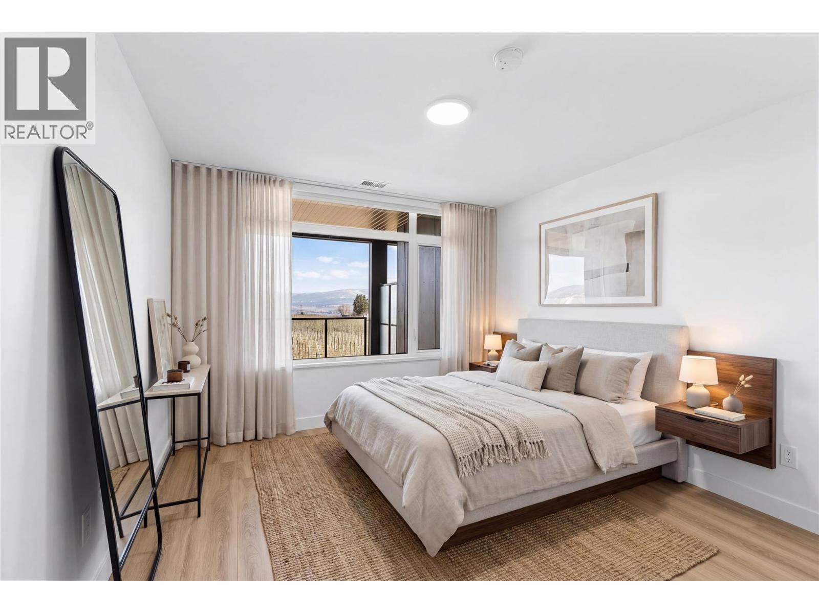 Picture for Unit #209, 2780 Olalla  Road