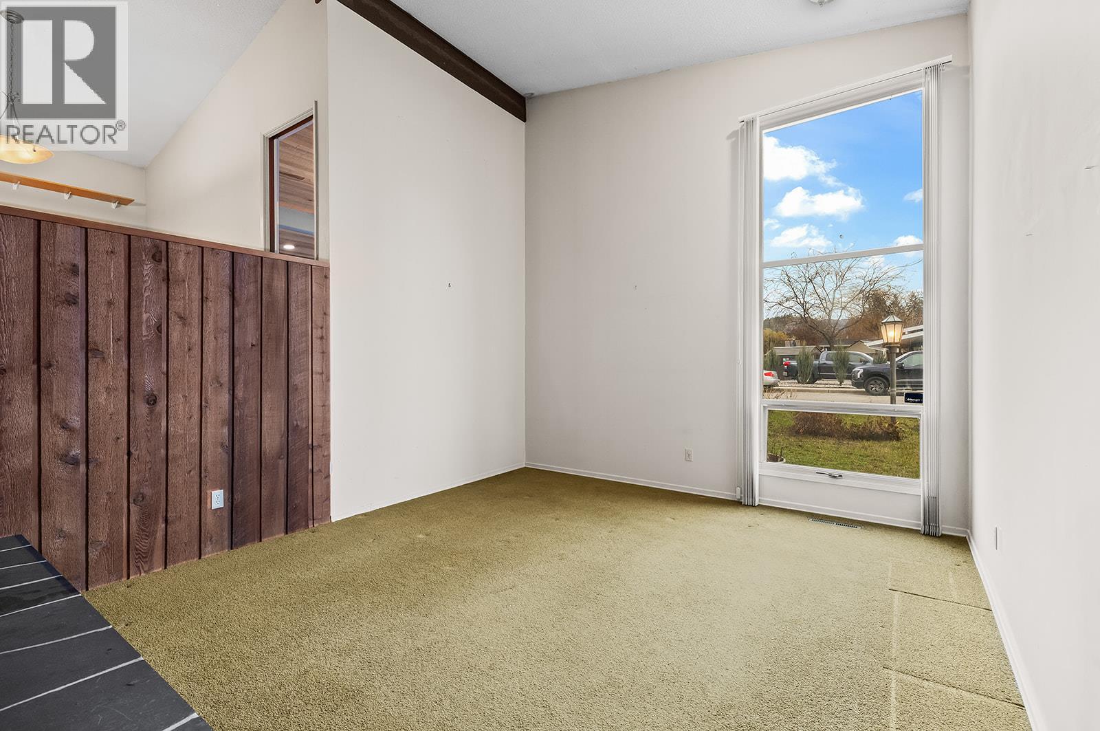 Picture for 1424 Lombardy  Square