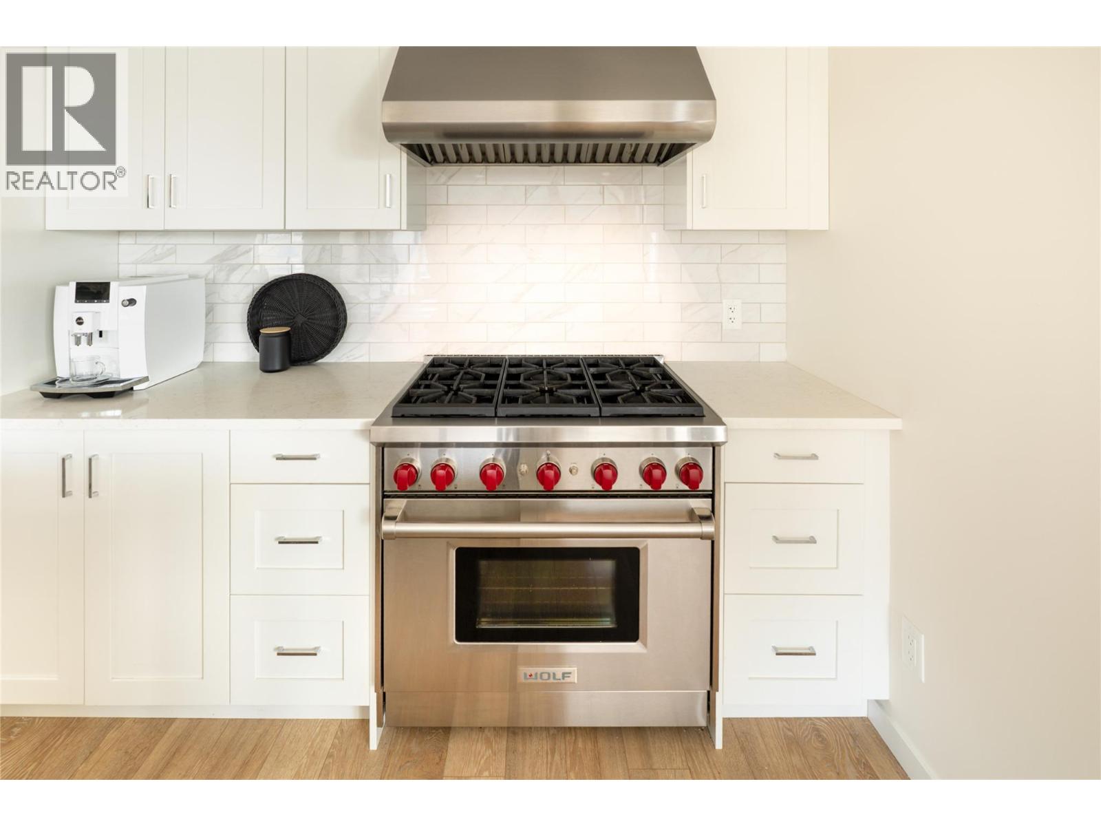 Picture for Unit #805, 485 Groves  Avenue