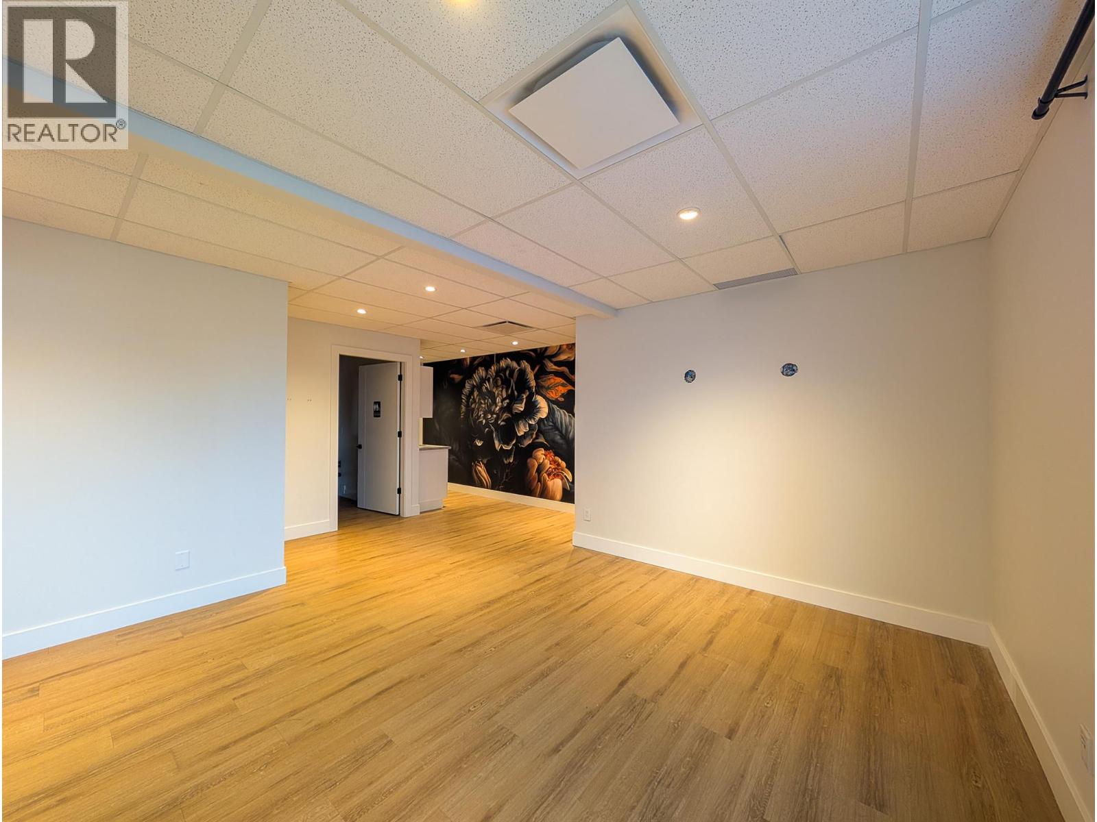 Picture for Unit #103, 540 Groves  Avenue