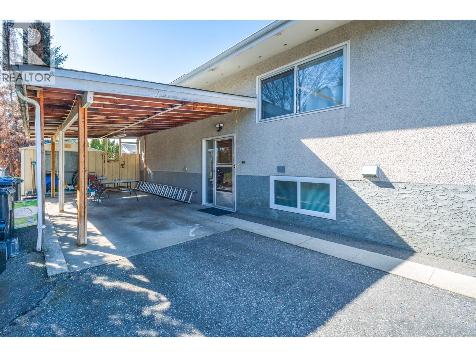 Picture for 255 Holbrook  RoadW