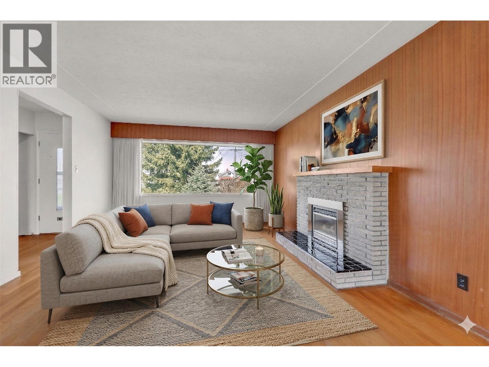 Picture for 250 Bennett  Avenue