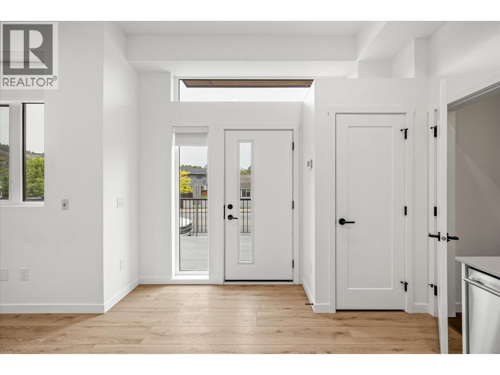 Picture for Unit #105B, 660 Cawston  Avenue