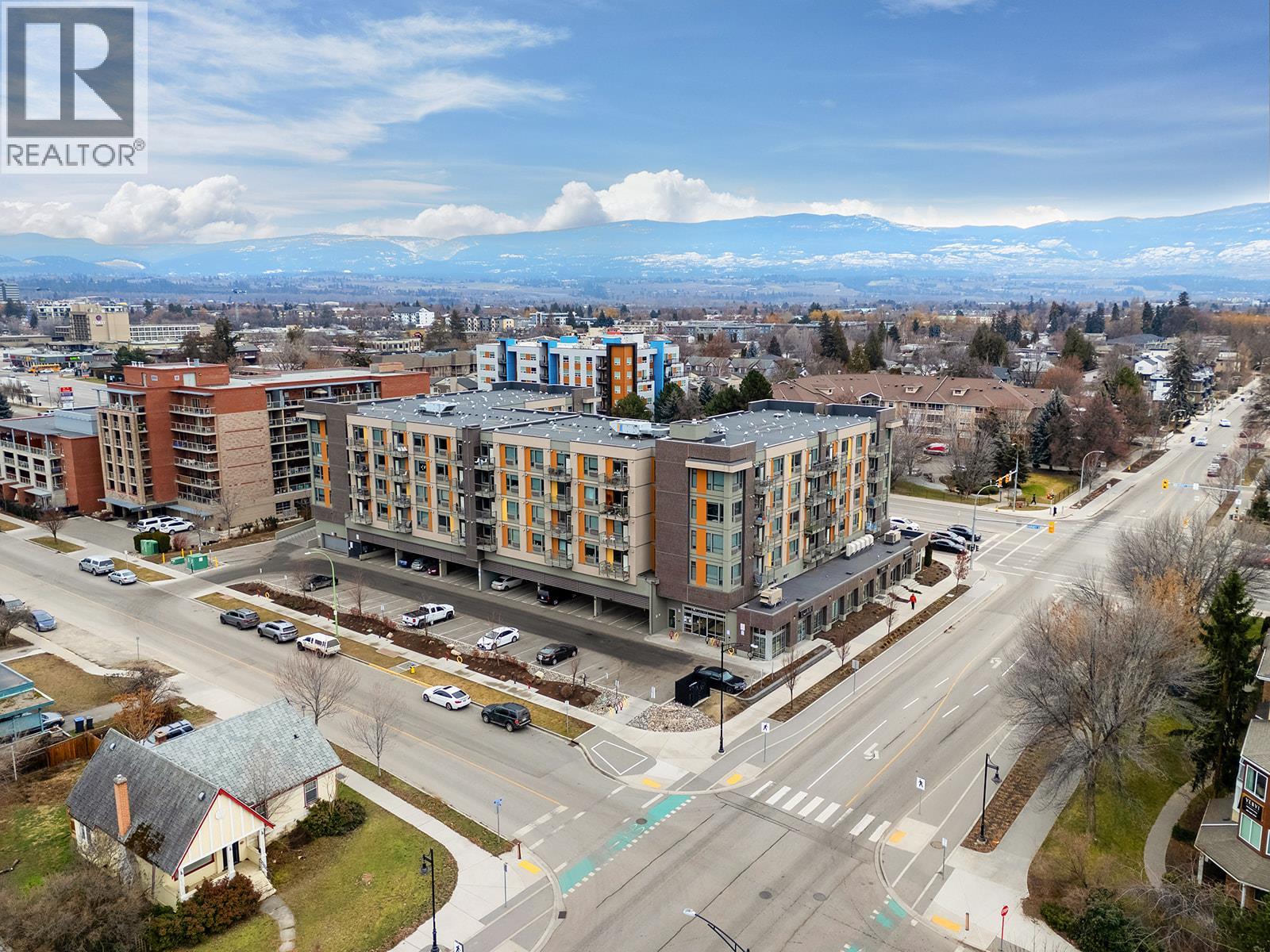 Picture for Unit #327, 925 Leon  Avenue