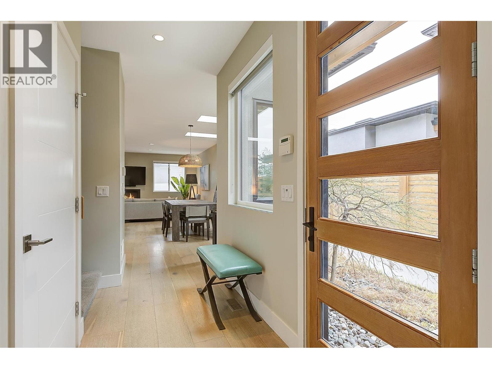 Picture for 553 Patterson  Avenue