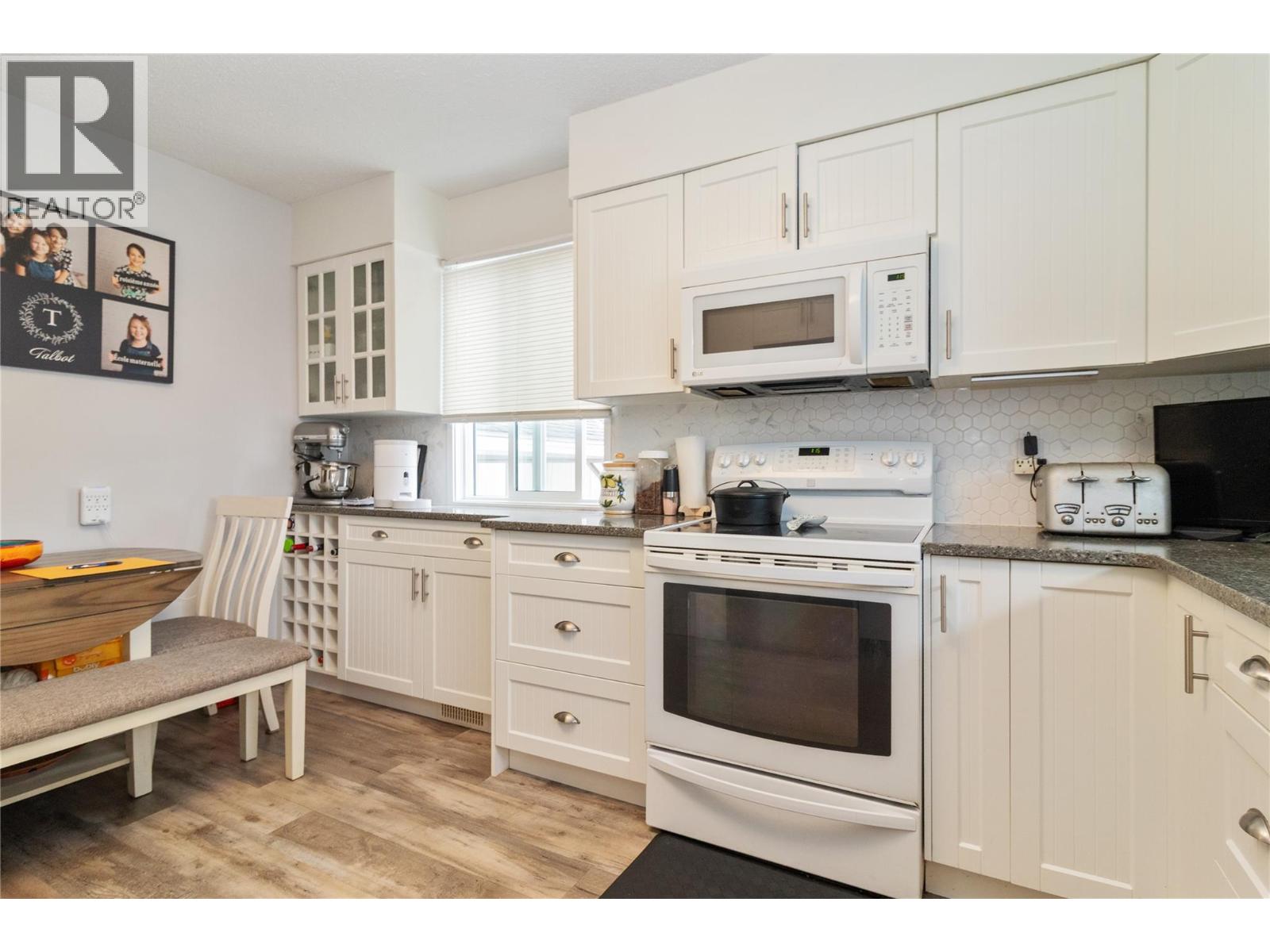 Picture for 410 Madsen  Road