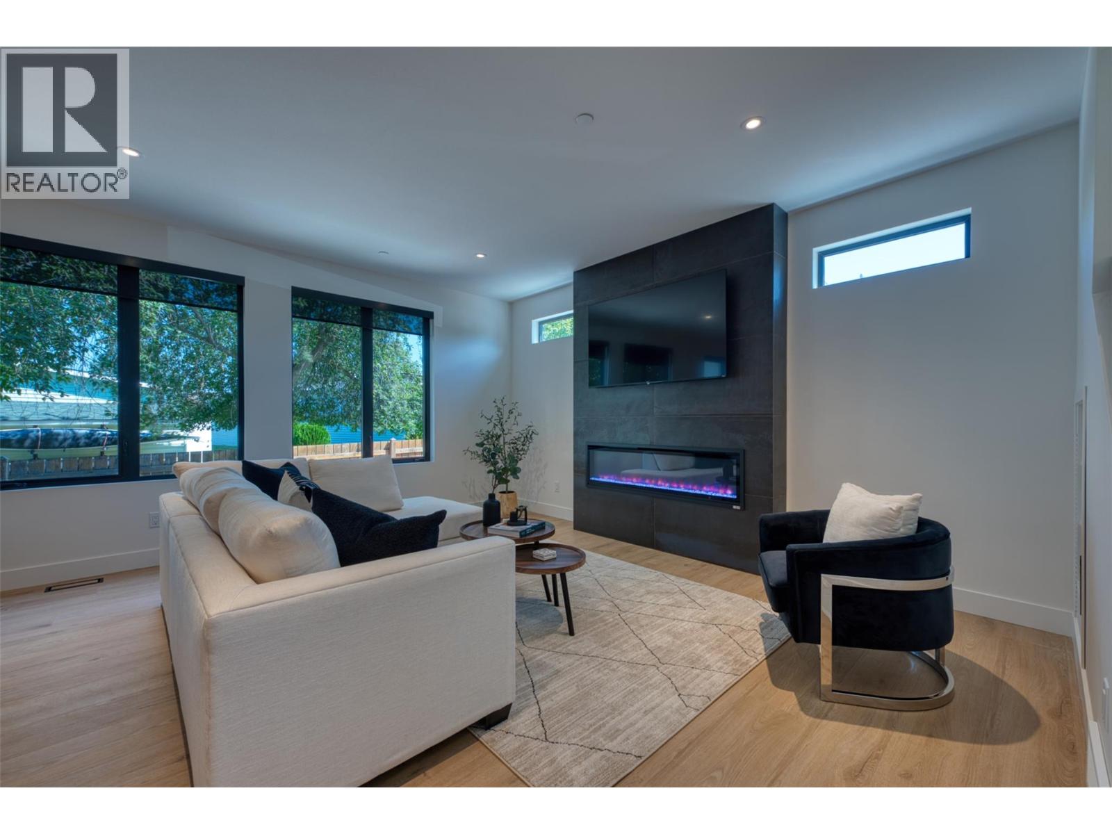 Picture for Unit #4, 3010 Holland  Road