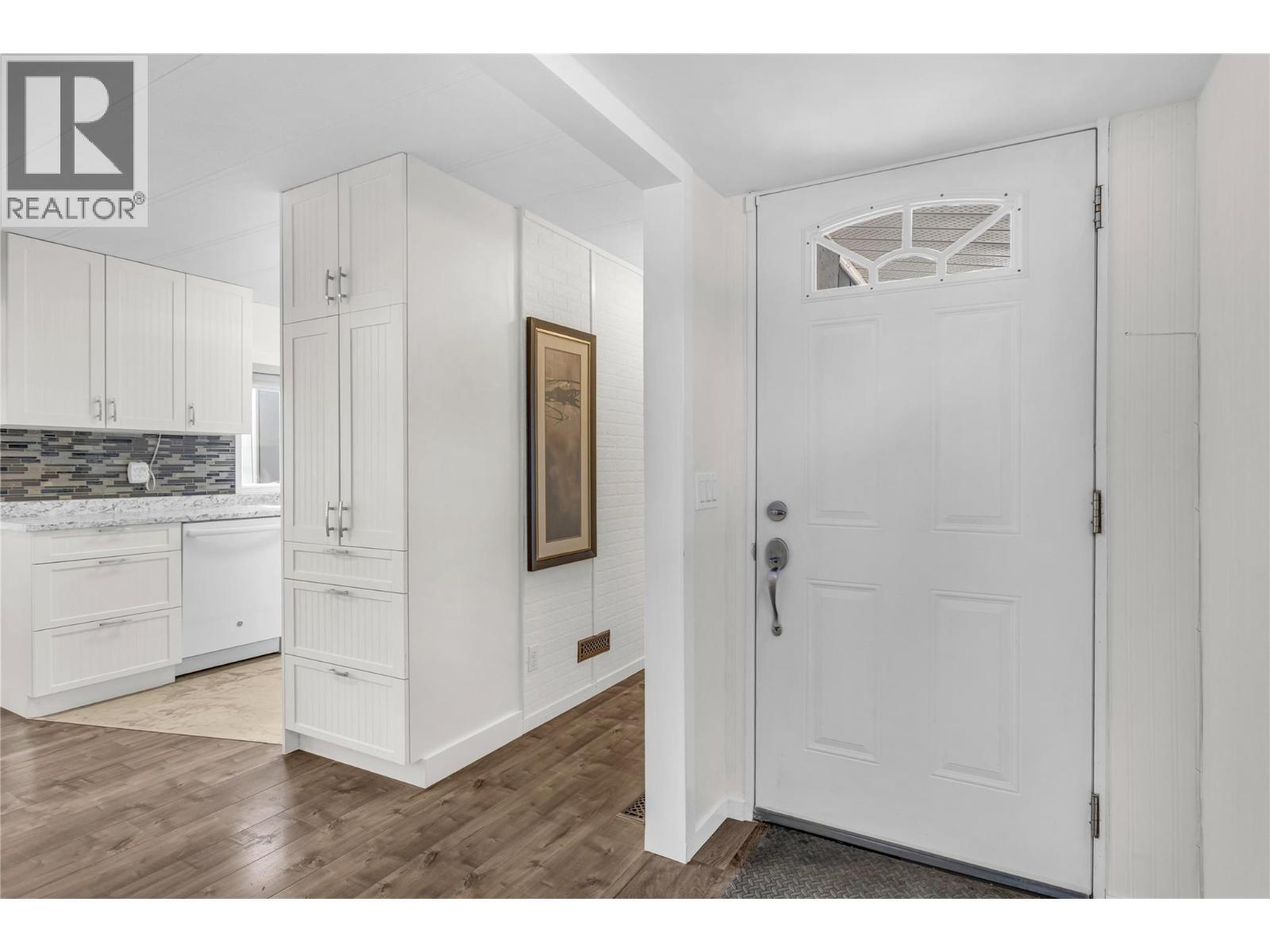 Picture for Unit #111, 1133 Findlay  Road