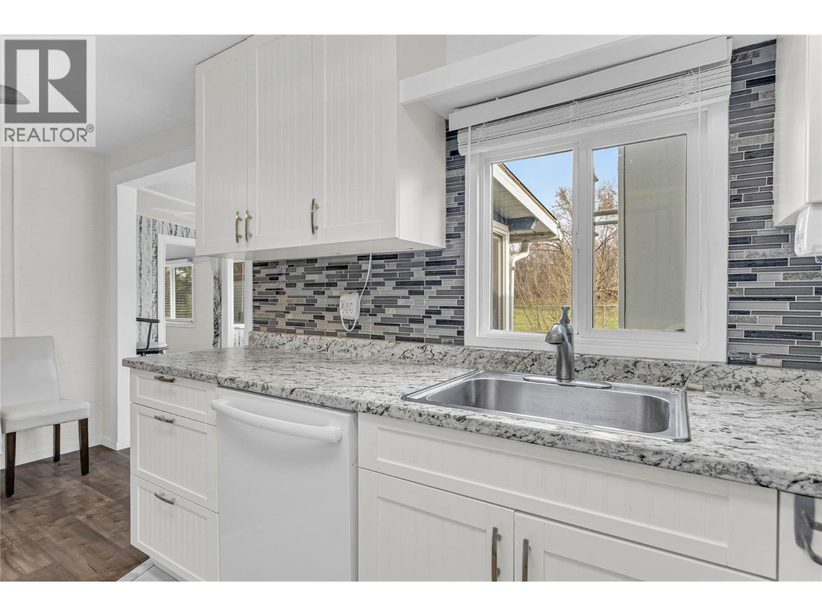 Picture for Unit #111, 1133 Findlay  Road